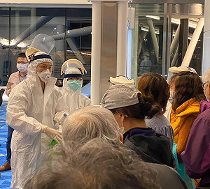 鑽石公主號旅程宛如電影 謝長廷：懸疑驚險又恐怖 還好最後以大團圓收場