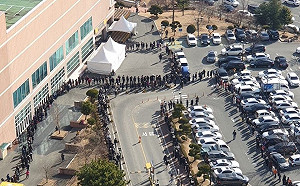 大邱口罩之亂！ 民眾大排長龍搶口罩 2小時48萬片全售罄