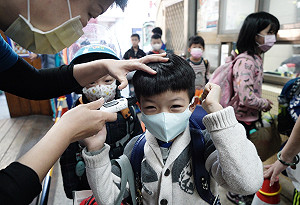 發國難財？高市1藥局私售21萬片口罩 成最大宗口罩囤積案