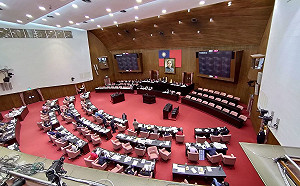 武漢肺炎》朝野黨團齊心讓紓困條例三讀 盼降低衝擊穩定經濟發展