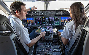 武漢肺炎衝擊 聯合航空削減飛日本韓國航班