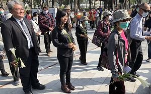 韓國瑜228追思會荒腔走板 黃捷批：以上對下的態度叫大家走出傷痛