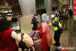 遭以色列下令遣返11位旅行團員抵台  1人有呼吸道症狀送醫