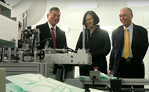 防疫製罩千萬片台灣奇蹟  吳思瑤:像變魔術，變出來了