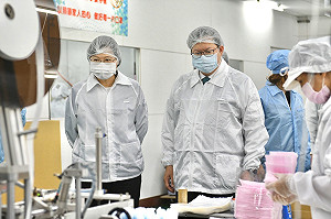 第一波口罩新產線完工 蔡英文：本週起日產量突破千萬片