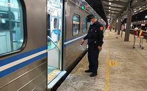 台鐵埔心站事故 區間車進站1人遭撞亡