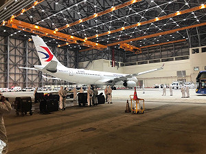 武漢包機確定2航班！華航、東航各載235人今晚明晨抵桃機