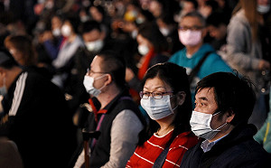 外銀送客戶新冠肺炎險惹議　金管會：法定傳染病免等待期