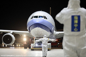 僅戴口罩入境武漢　3隨機醫護返台須隔離14天