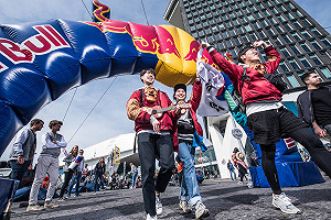 武漢肺炎影響延期！不花錢闖歐洲　台大學生代表台灣出征