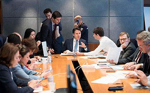 武漢肺炎》義大利單日368人死亡破表  米蘭急調中國口罩