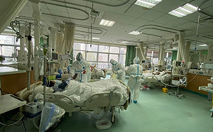 環球時報:歐美疫情升溫 中國人回國意願快速上升