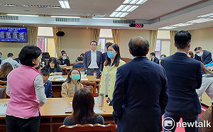 藍營甲級動員開戰中火案 綠委開酸：幫盧秀燕圍事的嘍囉