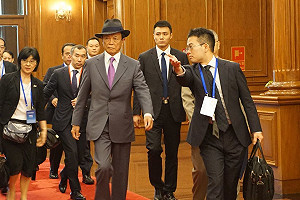 武漢肺炎》日副相麻生太郎：中國的數字我才不信