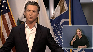 該長大了！年輕人繼續在海灘上開趴  加州州長怒斥：不要自私