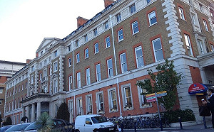 武漢肺炎》院內8人感染新冠病毒死亡   英國女護理師不堪重負自殺