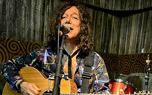 武漢肺炎》3月初紐約公開演出  英國名主唱Alan Merrill驚傳染疫離世