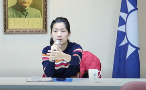 批捐千萬口罩 「對台人不公平」徐巧芯遭酸：之前不是吵著捐中國？