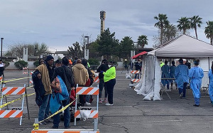 武漢肺炎》 一人一格！拉斯維加斯用露天停車場收容流浪漢挨轟