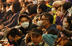 新冠肺炎確診數超過SARS？網曝「1爆發時機點」：超恐怖