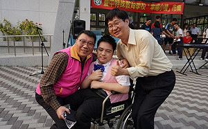 自發性紓困好榜樣！暖房東陳大鈞名下12間套房4月租金全免