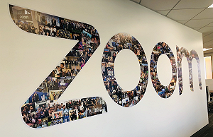 Zoom又出包！駭客亂入教學視訊逼學生露胸  新加坡教育部下令禁用