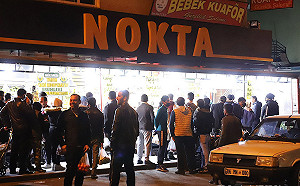 (影)土耳其31省禁足影響6400萬人 生效前各地現搶購