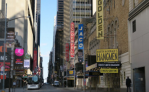 紐約防疫經濟幾近停擺  百老匯陷入蕭條