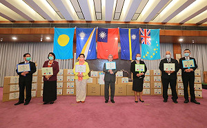 外交部援贈太平洋4友邦口罩 貫徹「Taiwan is helping」理念