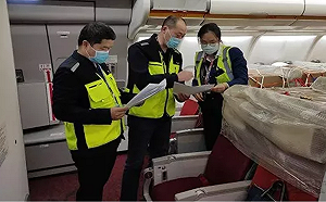 「上門自提」模式開啟  多國包機到中國領防疫物資