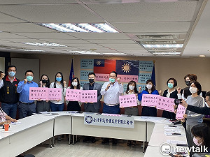 江啟臣出席黨團記者會喊紓困發現金 陳重文：歡迎民進黨收割