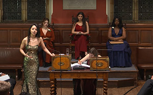 (影)中國出身加拿大小姐牛津談武漢肺炎 沉痛籲：請支持向中共冷戰