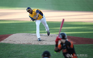 台灣職棒登美國大報頭版 介紹兄弟隊防疫方式