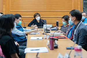 「零確診」受威脅！敦睦艦上有台東官兵  饒慶鈴：更關心弟兄們趕快檢體