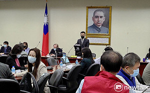 憂國軍成防疫破口 江啟臣籲:思考第一線全面普篩可能