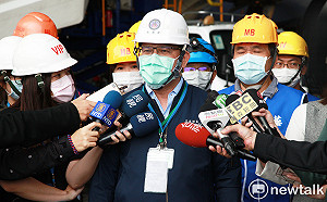 肯定華航勞資有共識減薪 林佳龍：已協調銀行團提供融資貸款