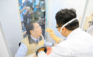 台南率先設武肺貨櫃採檢站 黃偉哲澄清未說五一封城