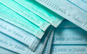 女傳授「實用神招」收藏口罩！婆媽一看狂讚：學起來了