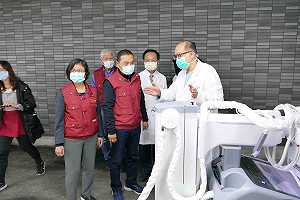 新北防疫生力軍入列  市立土城醫院今起試營運
