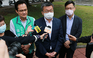 盧秀燕先喊封城又改口兵推  蔡其昌：多頭馬車造成市民恐慌