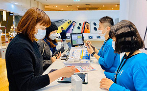 iPhone SE今開賣！怕群聚感染　門市冷清線上熱絡