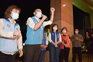 韓國瑜啟動三個月平安演習  Wecare高雄酸：草包防疫適可而止