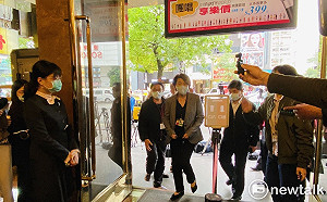 練台生為錢櫃營業狂call市府？  黃珊珊:人命關天的事 誰講都一樣