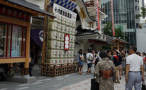 日本新增6000病例  首都圈占比一半  擬再發布「緊急事態」