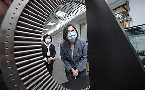 蔡英文：約141萬人已取得現金補助 企業貸款千億以上