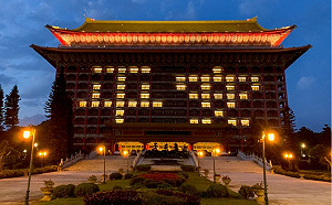 平安就是福！ 連三天「零確診」  圓山再點「平安」燈