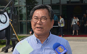 武漢肺炎》陳明文爭取農民紓困 陳吉仲承諾規劃