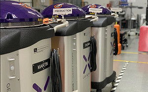 抗疫新招！美國紫外線機器人 5分鐘快速消毒環境