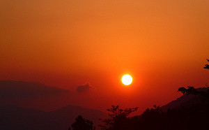 季節限定美景！奧萬大森林遊樂區追河谷落日