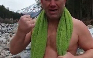 戰鬥民族vs病毒!俄格鬥選手「刻意接近咳嗽的人」:好想得武漢肺炎